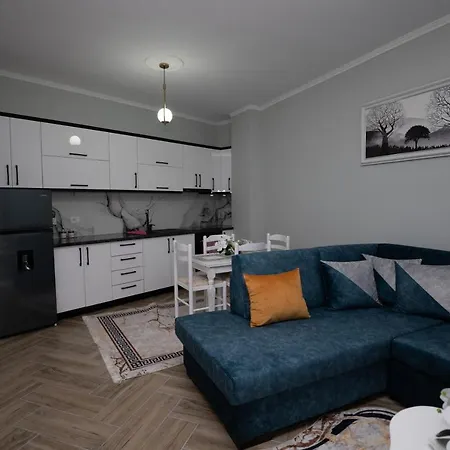 Elton Tushemisht * Pogradec