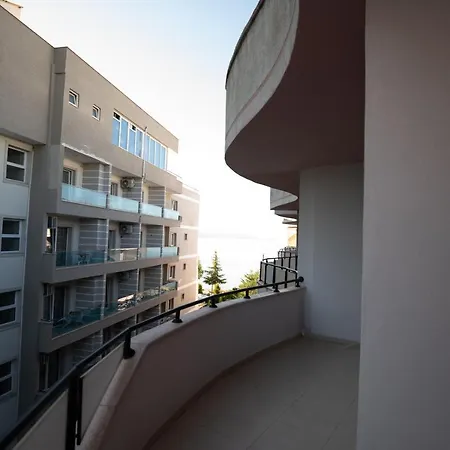 Appartement Elton Tushemisht